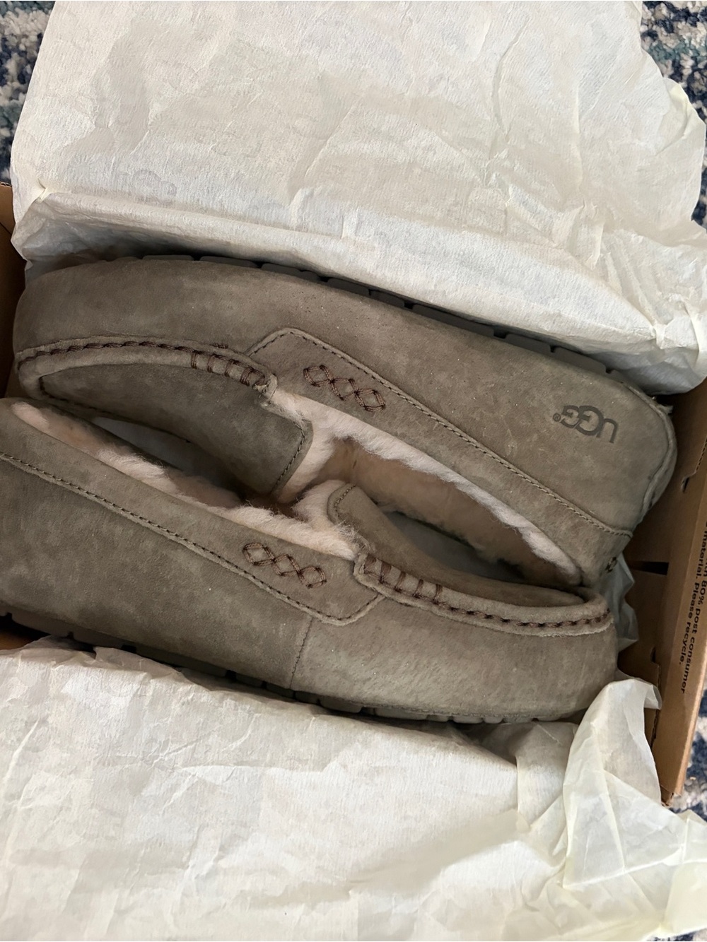 UGG Ansley Suede Slipper